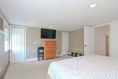 15 Bower S Bower, Malden, MA 02148 - Photo 18