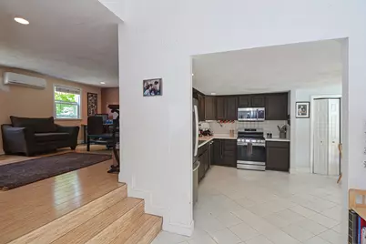 15 Bower S Bower, Malden, MA 02148 - Photo 6