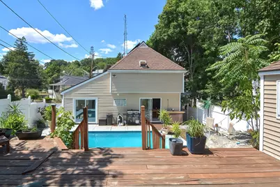 15 Bower S Bower, Malden, MA 02148 - Photo 32