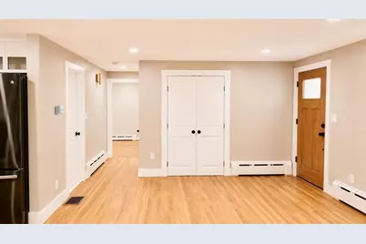 334 Bedford St #1, Lakeville, MA 02347 - Photo 8