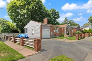 24 Taylor Rd, Lynn, MA 01904 - Photo 4