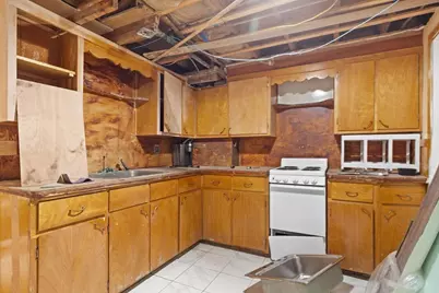 24 Taylor Rd, Lynn, MA 01904 - Photo 32