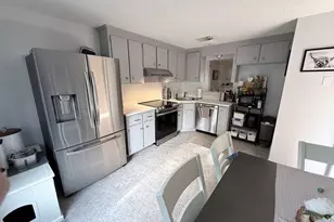 1 Hartshorn Pl, Walpole, MA 02081 - Photo 1