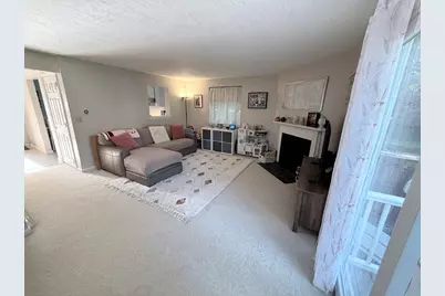 1 Hartshorn Pl #1, Walpole, MA 02081 - Photo 6