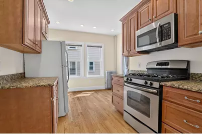 22 Cypress St, Watertown, MA 02472 - Photo 8