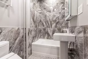 239 Commonwealth Ave, Boston, MA 02116 - Photo 12