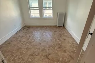 18 Everett St, Lawrence, MA 01843 - Photo 8