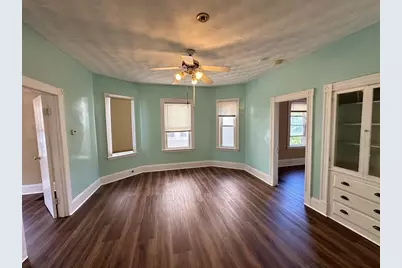 49 Ashland St #49, Malden, MA 02148 - Photo 4