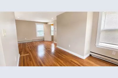 35 Clyde St, Needham, MA 02492 - Photo 4