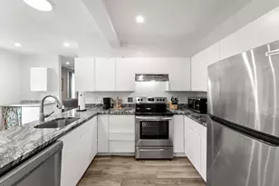104 Hartford Ave E, Uxbridge, MA 01569 - Photo 2