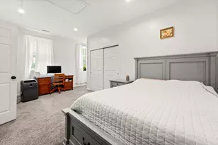104 Hartford Ave E, Uxbridge, MA 01569 - Photo 12