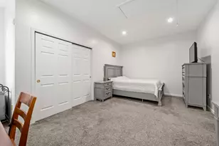 104 Hartford Ave E, Uxbridge, MA 01569 - Photo 10