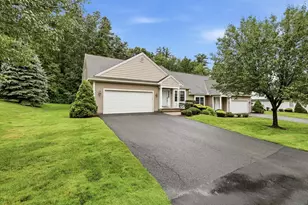 75 Shadow Brook Est, South Hadley, MA 01075 - Photo 2