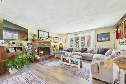 127 Parsonage Way, Attleboro, MA 02703 - Photo 6