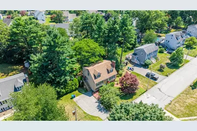 127 Parsonage Way, Attleboro, MA 02703 - Photo 2