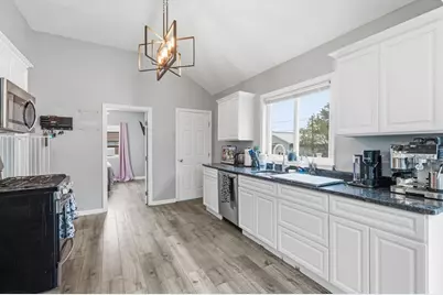 26 Central St, Brookfield, MA 01506 - Photo 12
