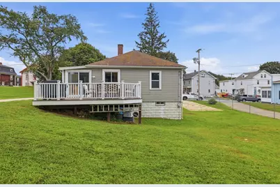 26 Central St, Brookfield, MA 01506 - Photo 32