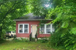 8 White St, Wilbraham, MA 01095 - Photo 1