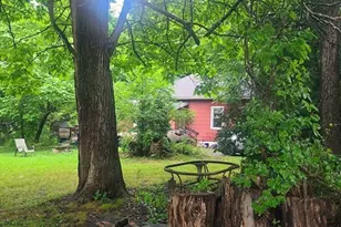 8 White St, Wilbraham, MA 01095 - Photo 4