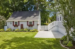 6 Torrey St, Attleboro, MA 02703 - Photo 24
