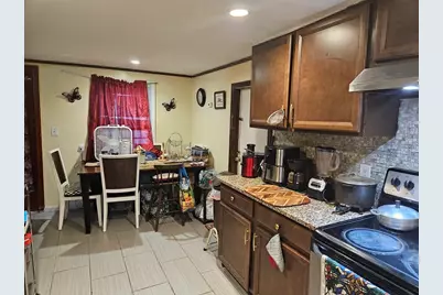18 Union St, Taunton, MA 02780 - Photo 6