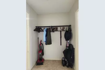 762 Southern Artery, Quincy, MA 02169 - Photo 14