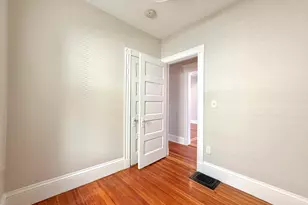 8 Fox St, Boston, MA 02122 - Photo 12