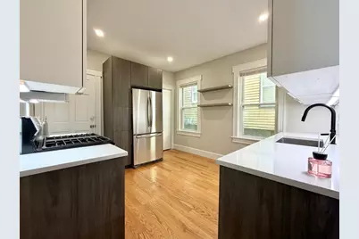 8 Fox St #1, Boston, MA 02122 - Photo 6