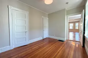 8 Fox St, Boston, MA 02122 - Photo 10