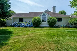 1 Woods Edge Ln, Mashpee, MA 02649 - Photo 4