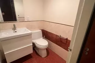 9 Hawthorne Pl, Boston, MA 02114 - Photo 10