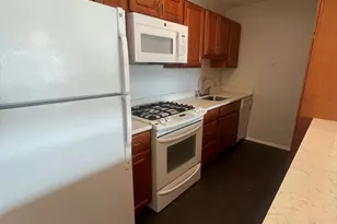 9 Hawthorne Pl, Boston, MA 02114 - Photo 6