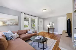 17 Taylor St, South Hadley, MA 01075 - Photo 8