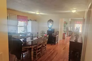 20 Massasoit St, Boston, MA 02136 - Photo 4