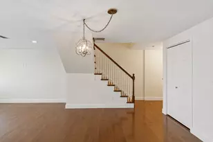 58 Merrimac St, Newburyport, MA 01950 - Photo 16