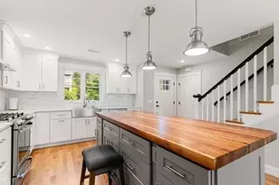 652 Essex Ave, Gloucester, MA 01930 - Photo 12