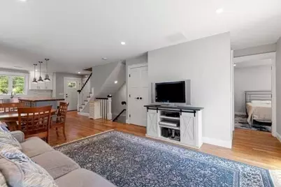 652 Essex Ave #B, Gloucester, MA 01930 - Photo 6