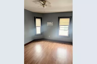 50 Perry Ave #3, Worcester, MA 01610 - Photo 2