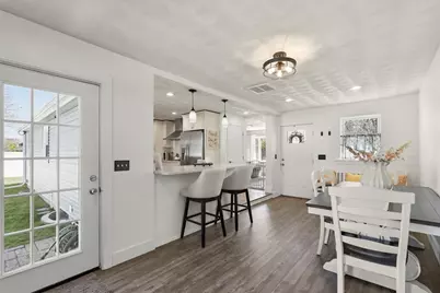 512 Central Avenue, Seekonk, MA 02771 - Photo 4