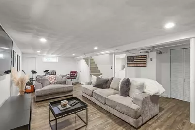 512 Central Avenue, Seekonk, MA 02771 - Photo 32