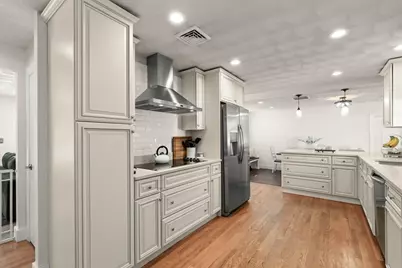 512 Central Avenue, Seekonk, MA 02771 - Photo 10