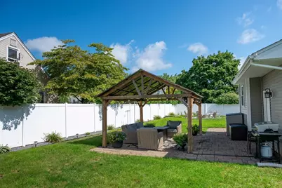512 Central Avenue, Seekonk, MA 02771 - Photo 40