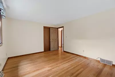 17 Brewster Dr, Bridgewater, MA 02324 - Photo 16