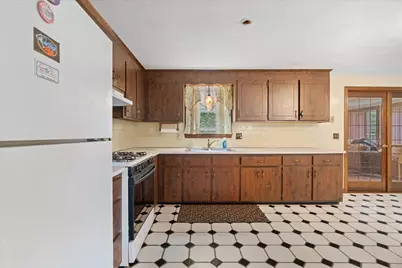 17 Brewster Dr, Bridgewater, MA 02324 - Photo 10
