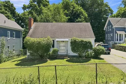 104 Highland St, Brockton, MA 02301 - Photo 24