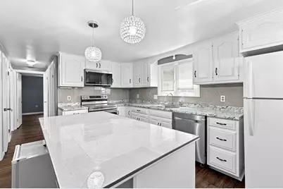 104 Highland St, Brockton, MA 02301 - Photo 2