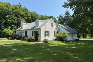 1030 S East St, Amherst, MA 01002 - Photo 4