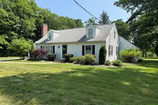 1030 S East St, Amherst, MA 01002 - Photo 2