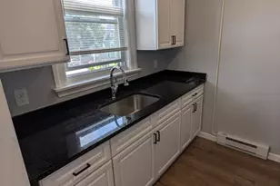 188 Park Ave Aka 127 Institute Rd, Worcester, MA 01609 - Photo 8