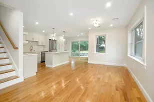 9 Ledge St, Melrose, MA 02176 - Photo 6